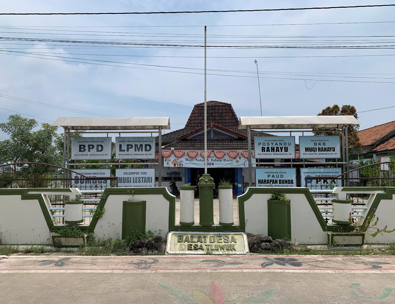 Balai Desa Tluwuk