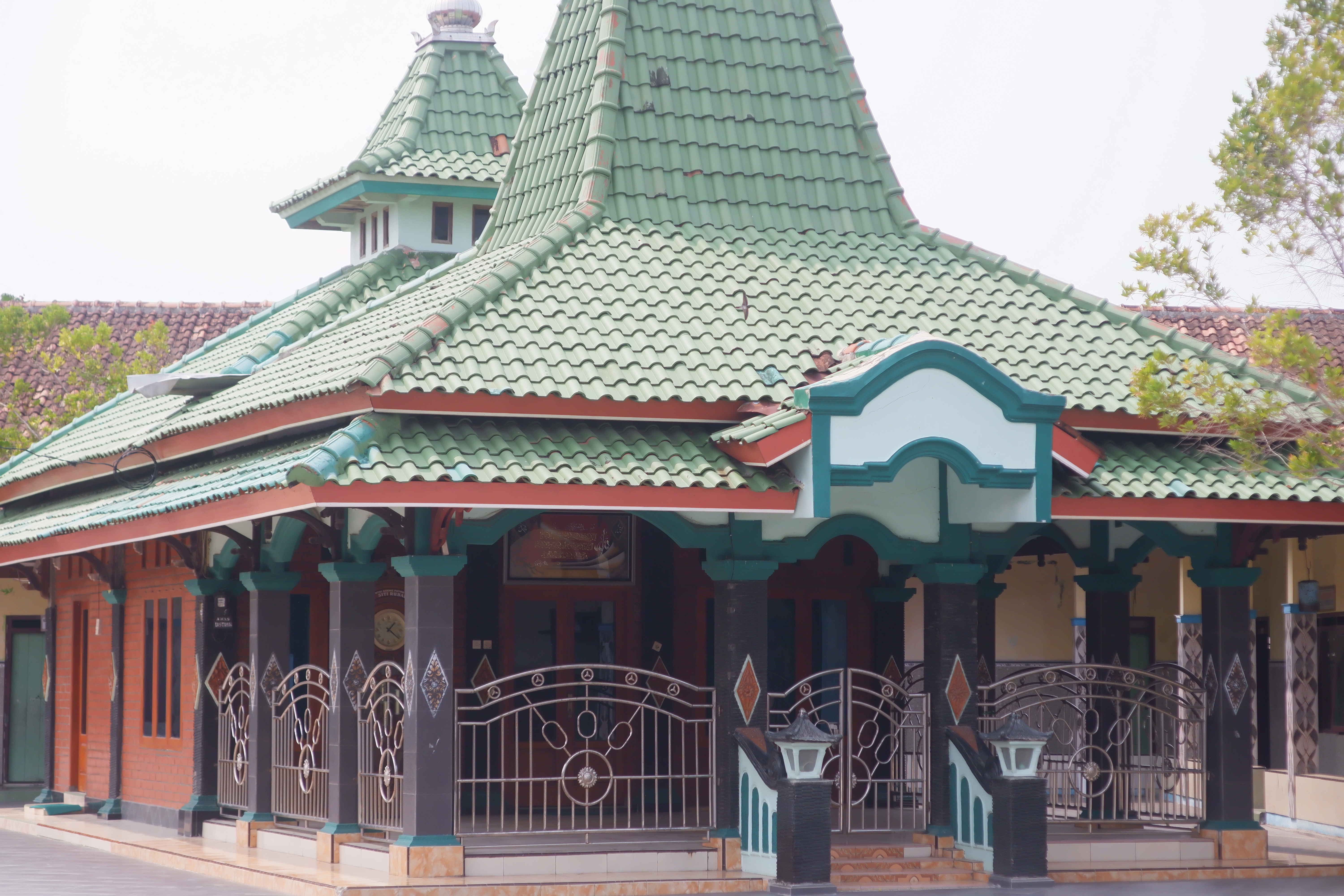 Situs Wisata Religi Bersejarah